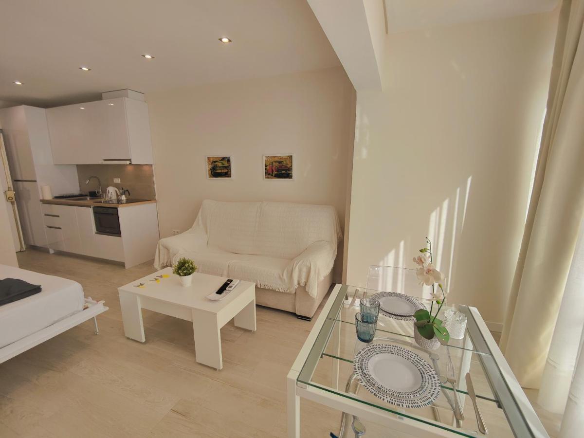 Coconut Begona Studio City Center By Namaste Elite Torremolinos Exterior photo
